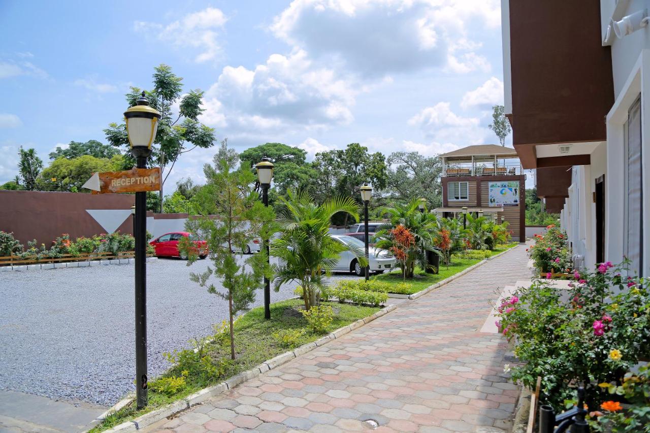 Troy Lodge ลุซากา ภายนอก รูปภาพ