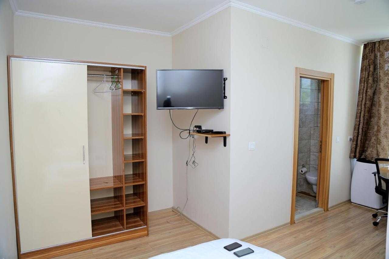 Troy Lodge ลุซากา ภายนอก รูปภาพ