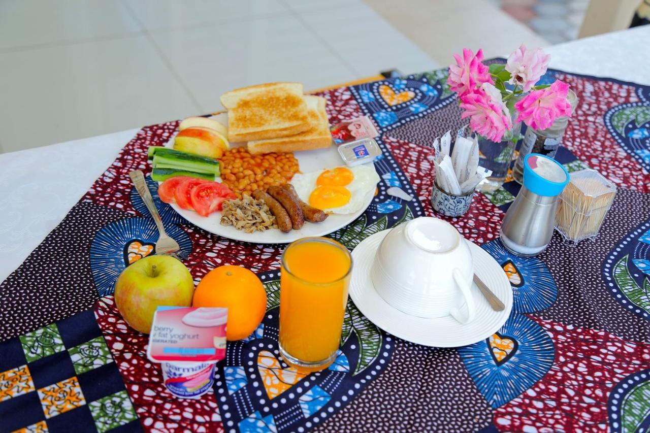 Troy Lodge ลุซากา ภายนอก รูปภาพ